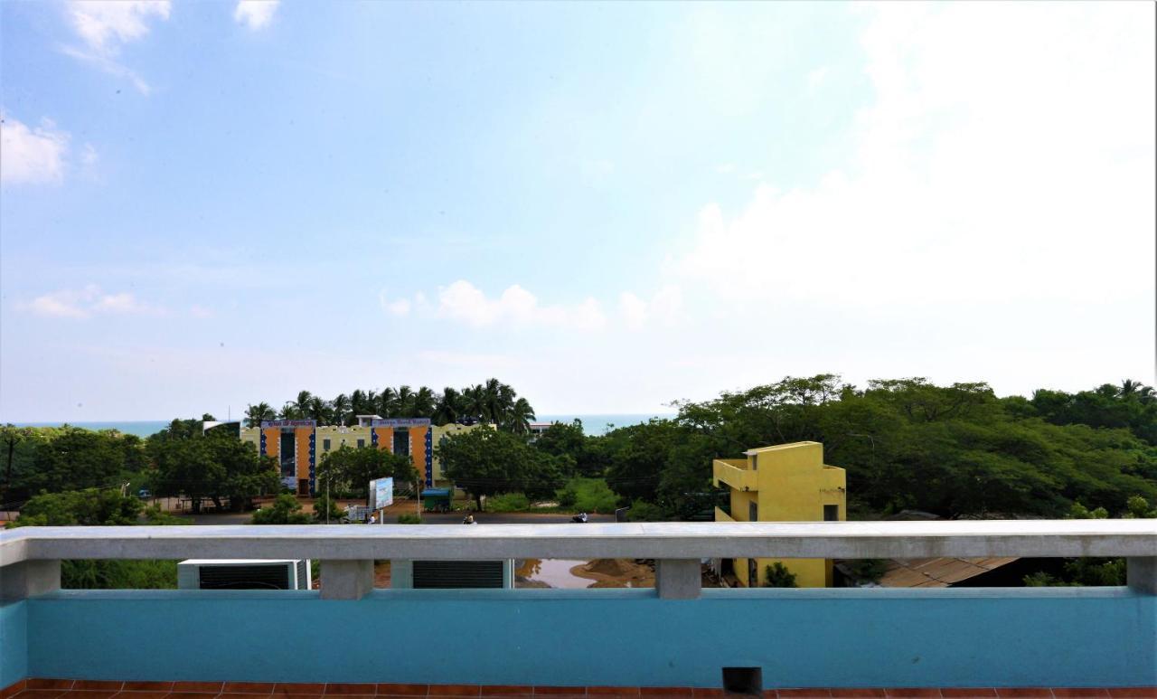 Hotel Du Palais - Auroville Beach 蓬蒂切里 外观 照片