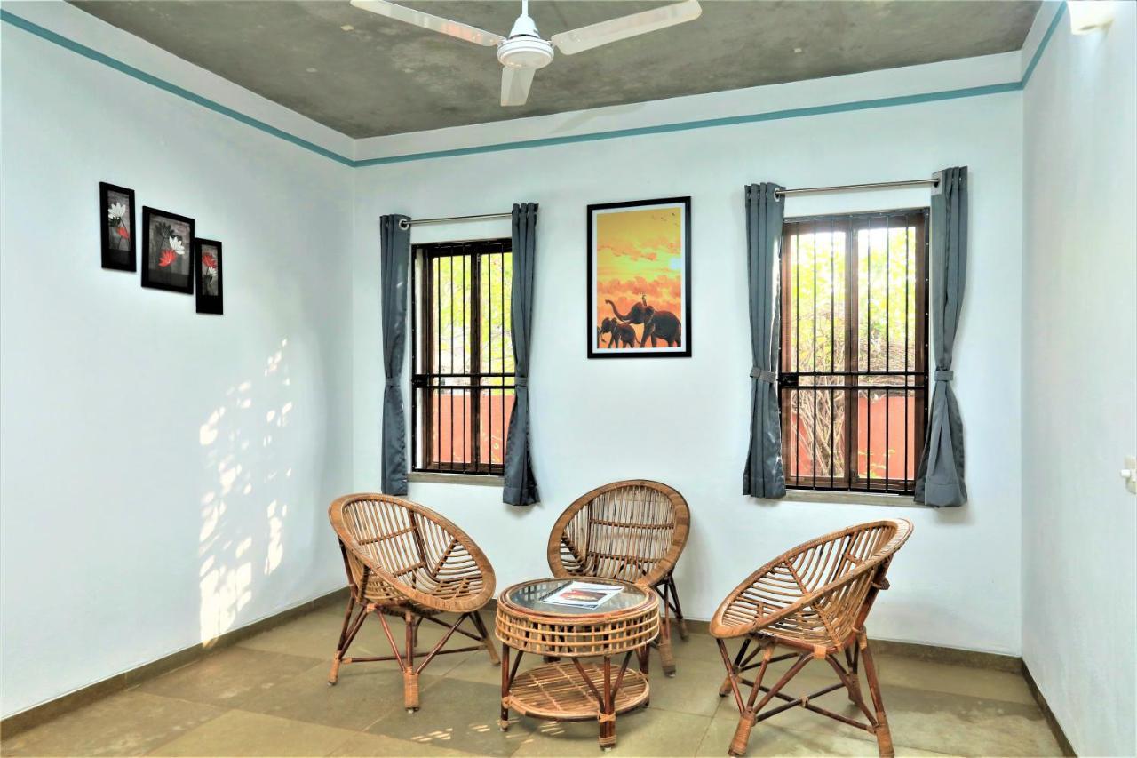 Hotel Du Palais - Auroville Beach 蓬蒂切里 外观 照片
