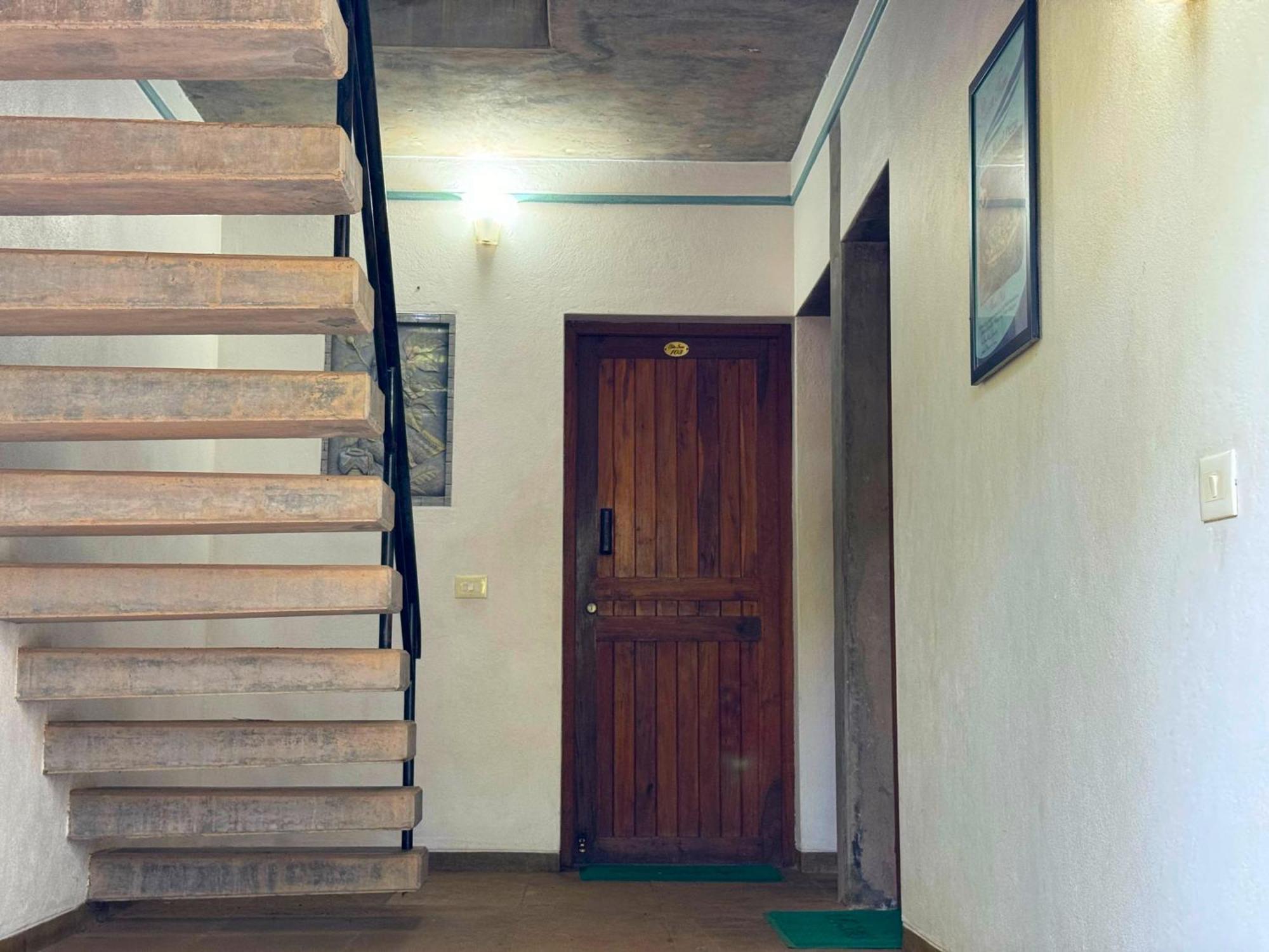 Hotel Du Palais - Auroville Beach 蓬蒂切里 外观 照片